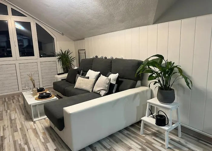 Con Parking Apartment *