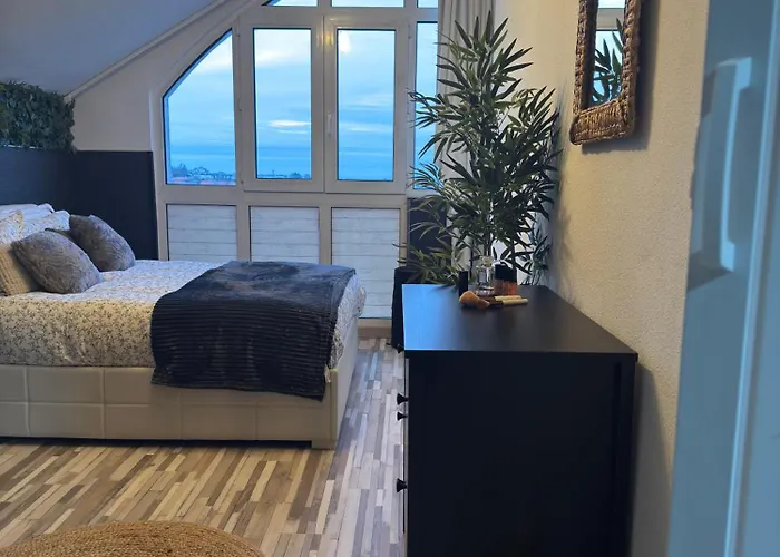 Con Parking Apartment